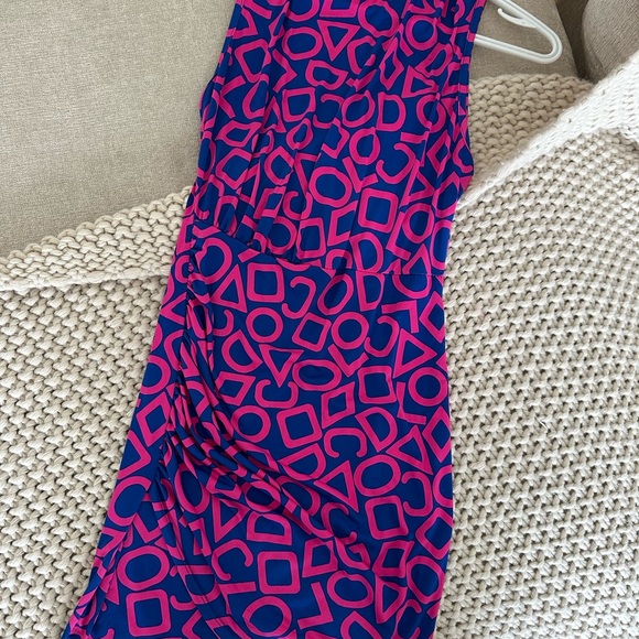 Super cute mini dress worn once! Size S - Picture 3 of 3